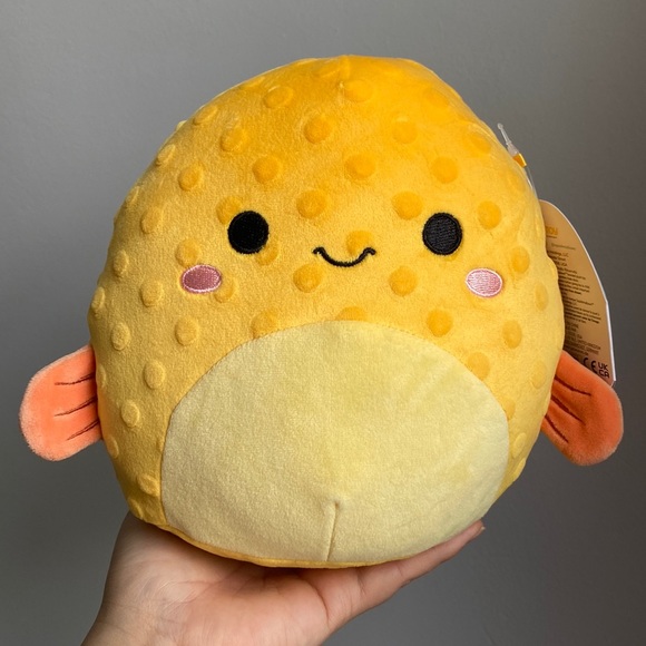 Squishmallows Other - NWT 7” Safa the Yellow Puffer Fish Squishmallow